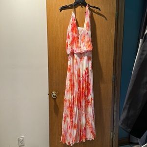 Sleeveless summer maxi dress